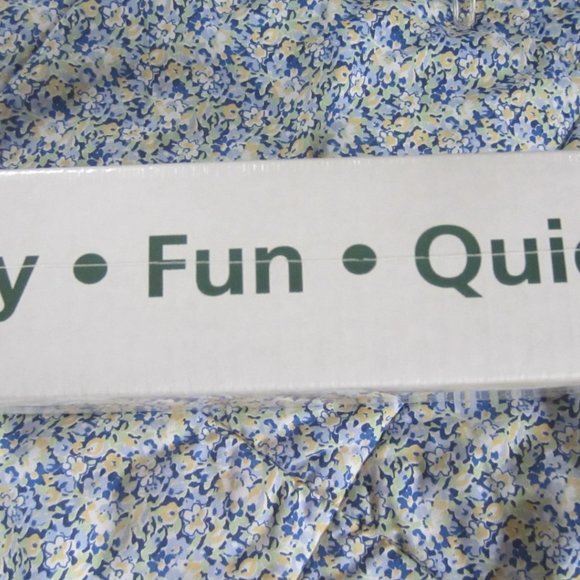 NIP Sunshine Rainbow CARON Latch Hook Kit #P504 WonderArt 12"x12" NEW - Picture 3 of 4